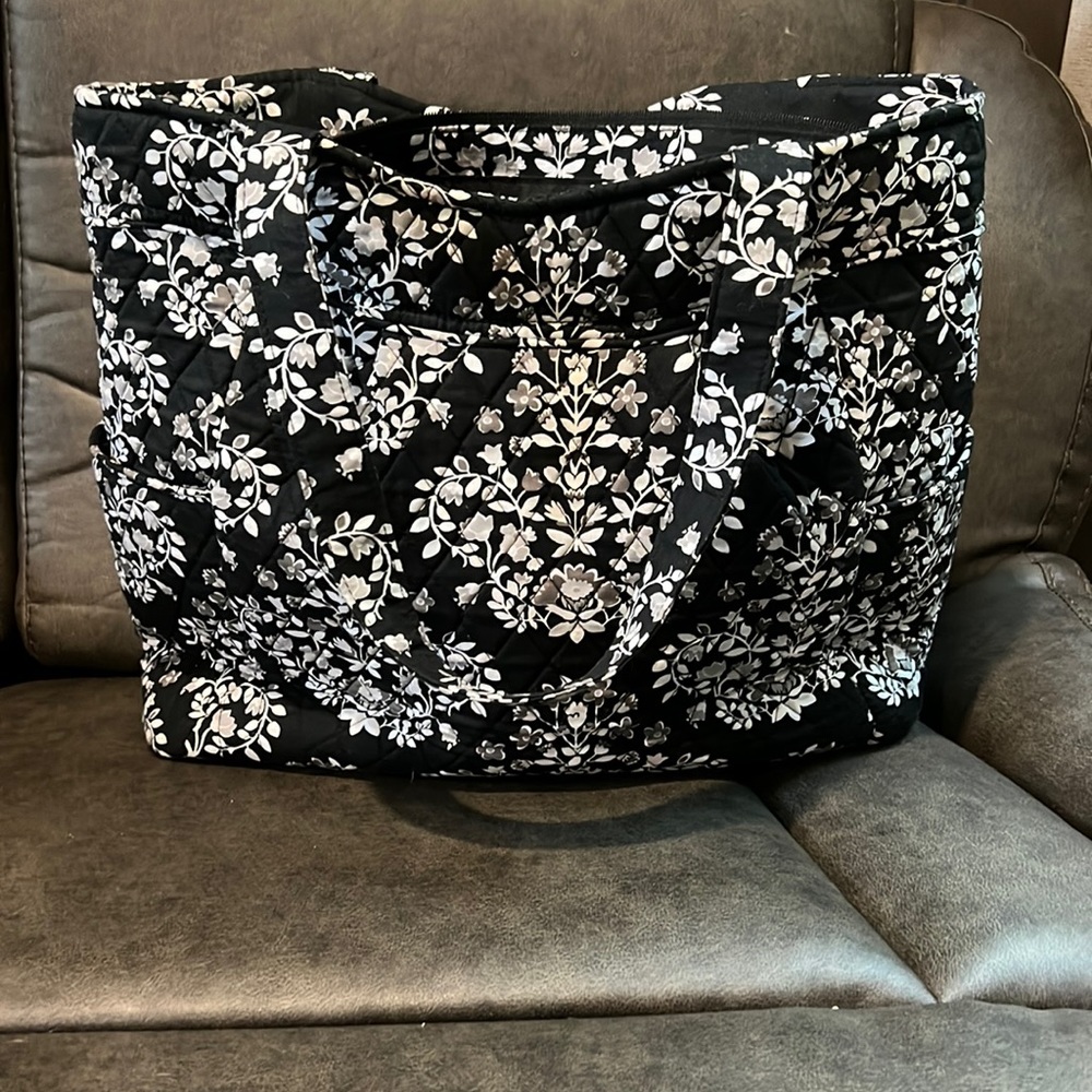 Vera Bradley tote bag